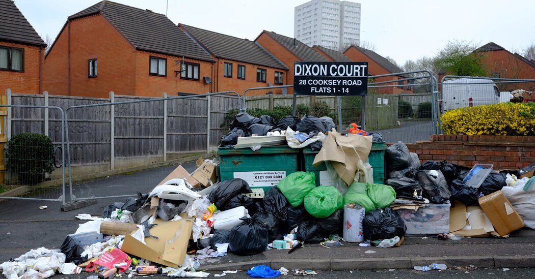 04int uk garbage 01 jfpq facebookJumbo Newspack News Top News